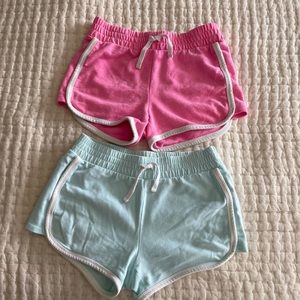 Lot of 2 girls Gap sweat shorts, size L (10)